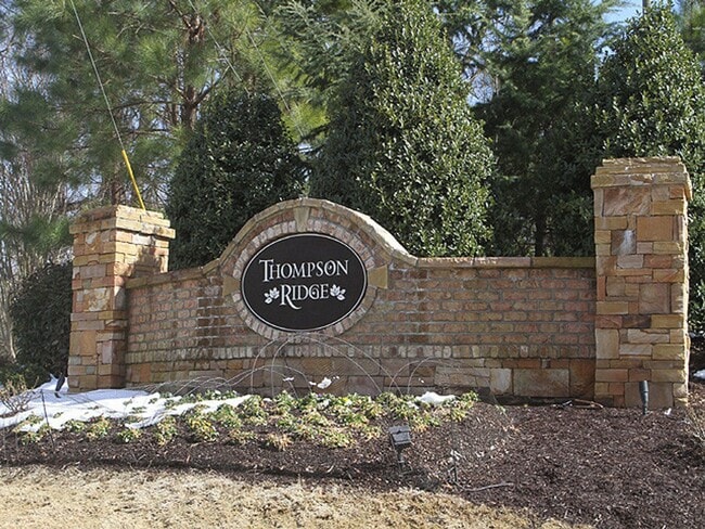 Building Photo - Live in Popular Thompson Ridge near Duke!