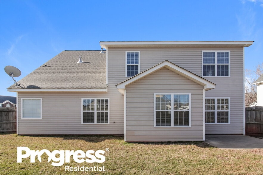 Building Photo - 1412 Williamsburg Ln