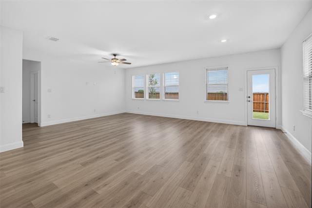 Building Photo - 1416 Mustang Cyn Dr