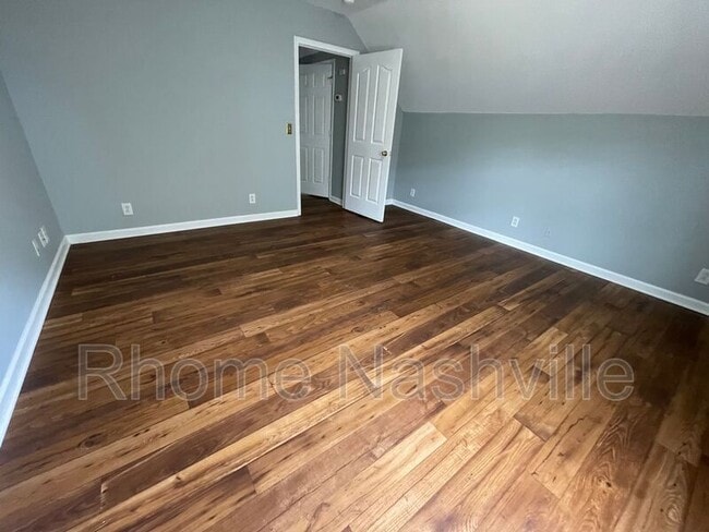 Building Photo - 1040 Blairfield Dr