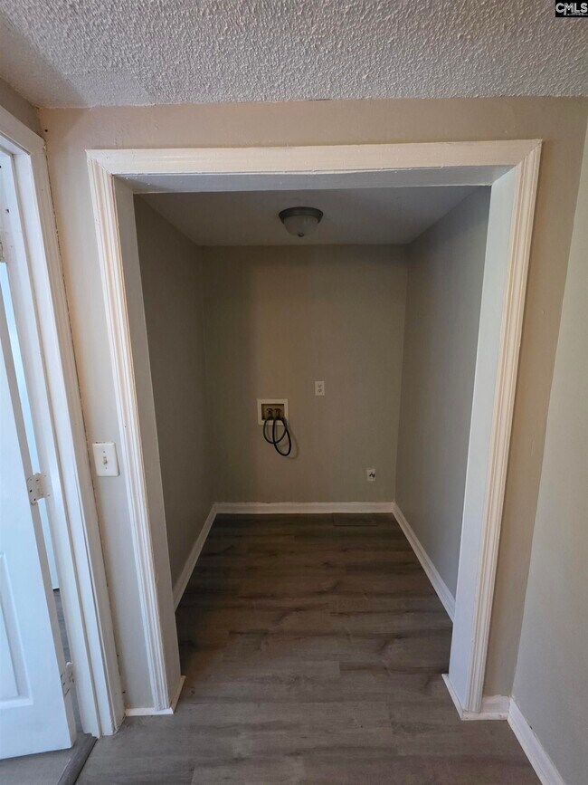 Building Photo - 4030 Gonzales Ave