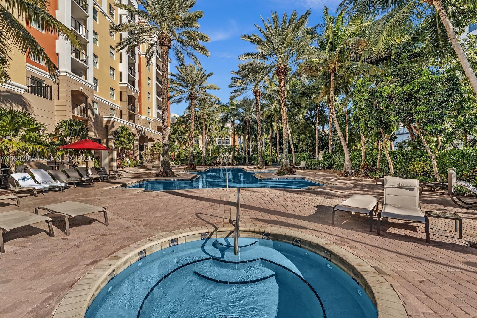 Building Photo - 17150 N Bay Rd