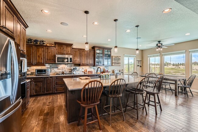 Building Photo - Luxury Living with Front Range Views, Hot ...