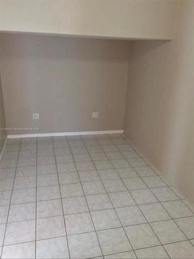 Building Photo - 15801 SW 85th St