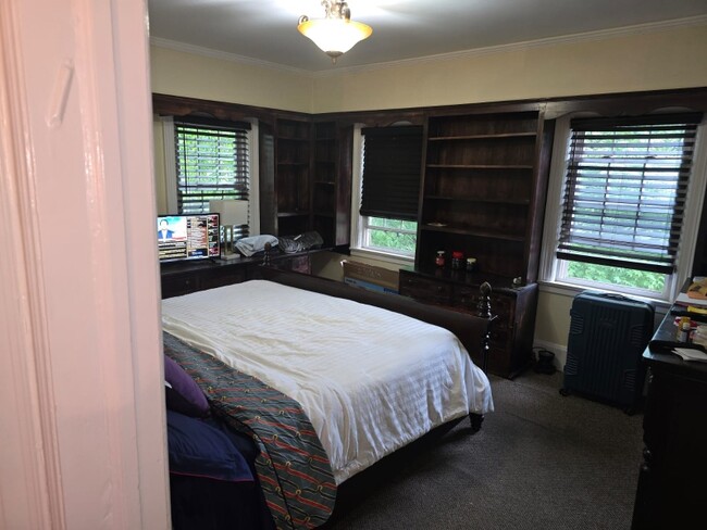 Primary Photo - 0 Primrose Ave