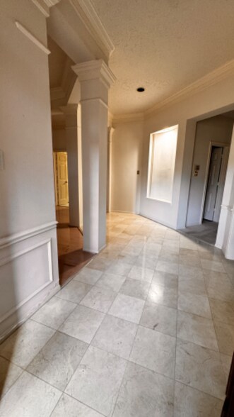 Building Photo - 4067 Heathersage Dr