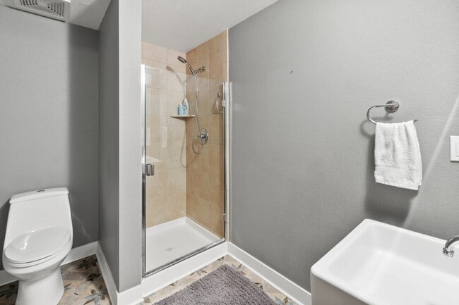 Building Photo - 101 N Tejon St