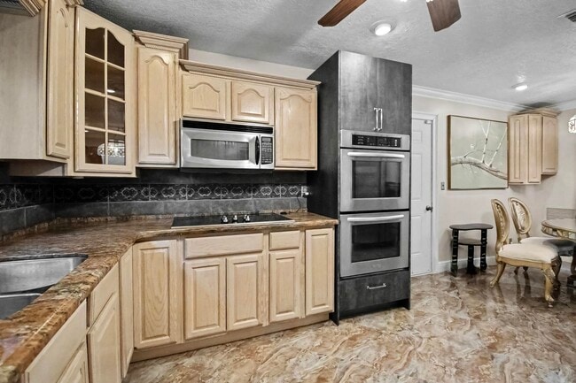 Building Photo - 9708 Erica Ct