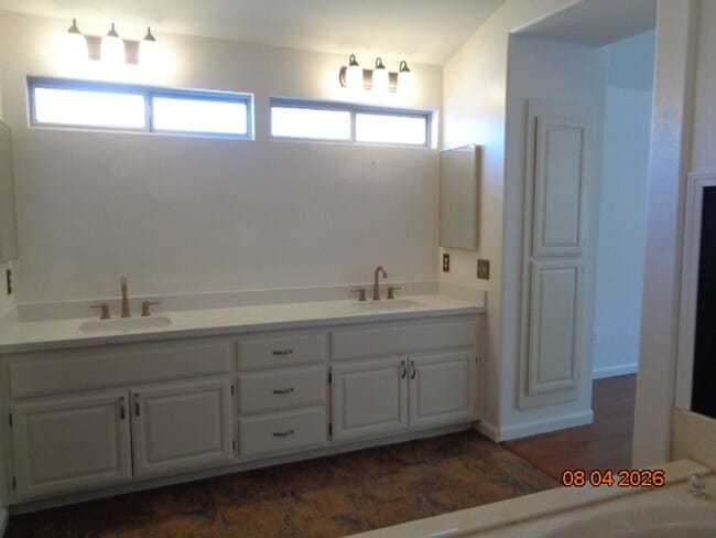Building Photo - 130 Bald Eagle Dr