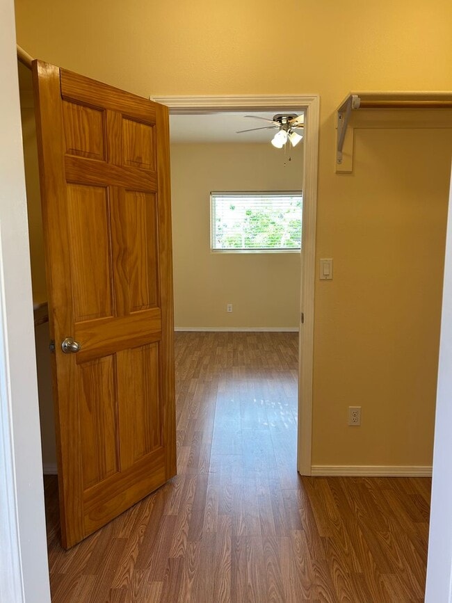 Building Photo - 7603 Mesa Del Oro Ln
