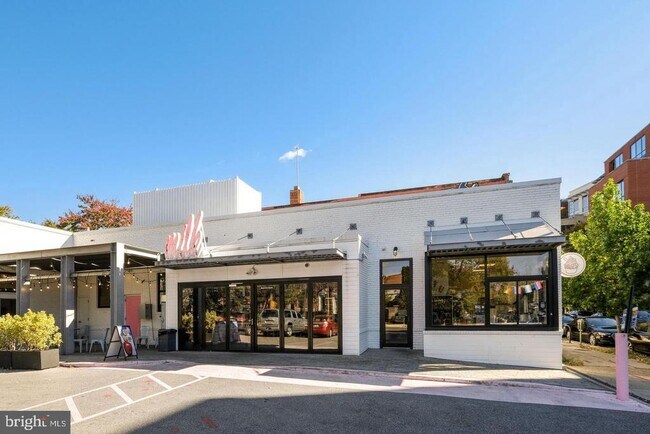Building Photo - 1515 15th St NW