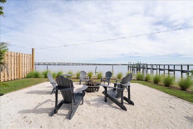 Building Photo - 5021 US-301