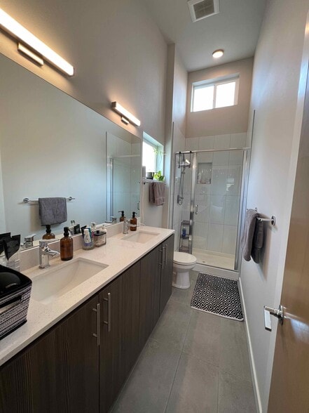 Building Photo - 6251 8th Ave NW