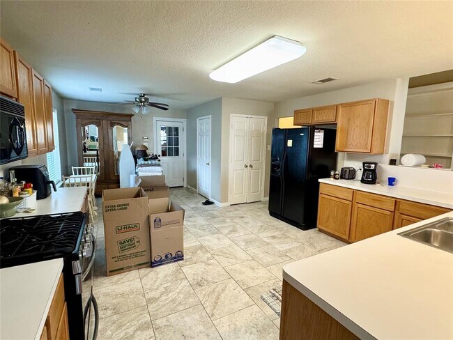 Building Photo - 14218 Cypress Meadow Dr