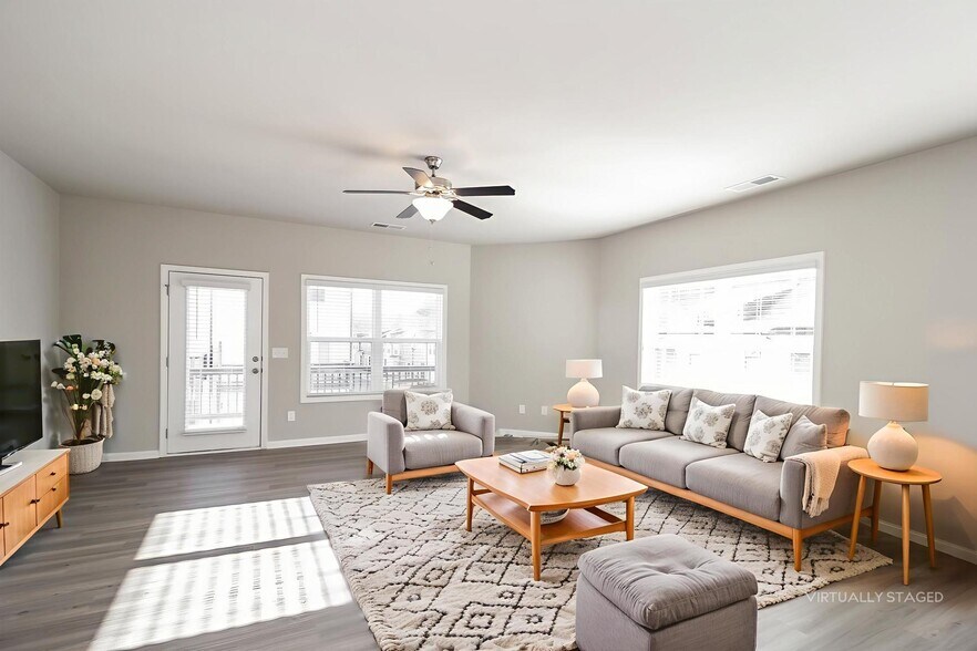 Building Photo - 588 Elliston Pl