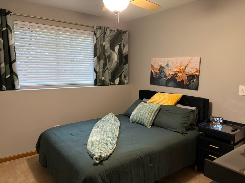bedroom 2 - 701 Blackstone Ct