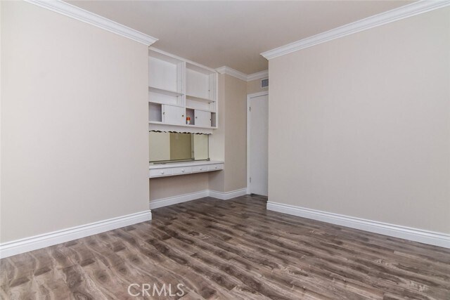 Building Photo - 6906 McLennan Ave