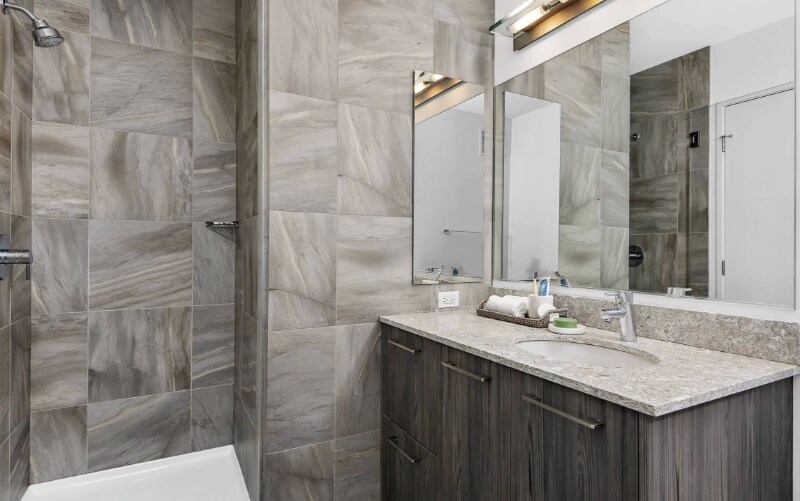 Building Photo - 535 N Michigan Ave