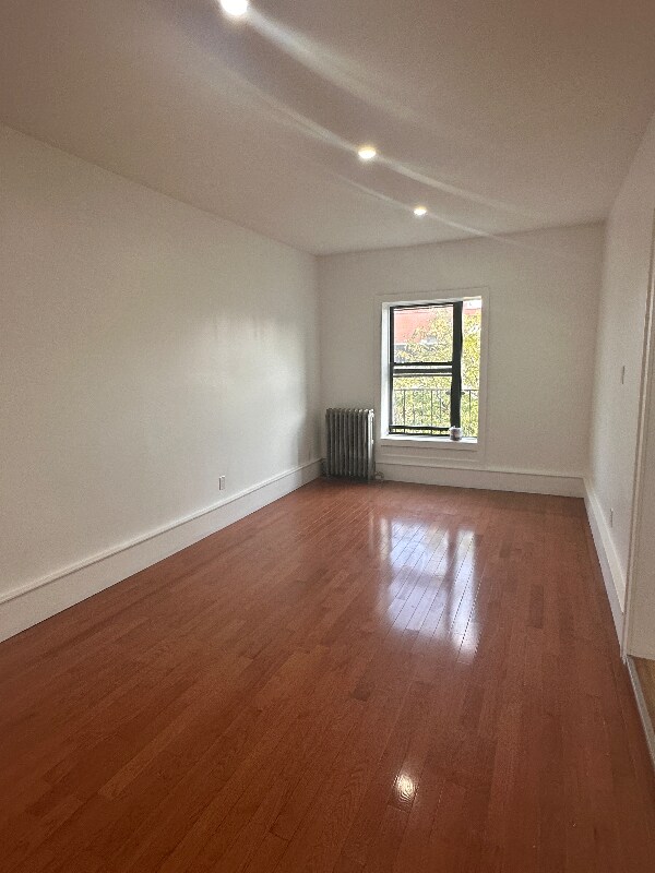 Building Photo - 1873 Prospect Pl