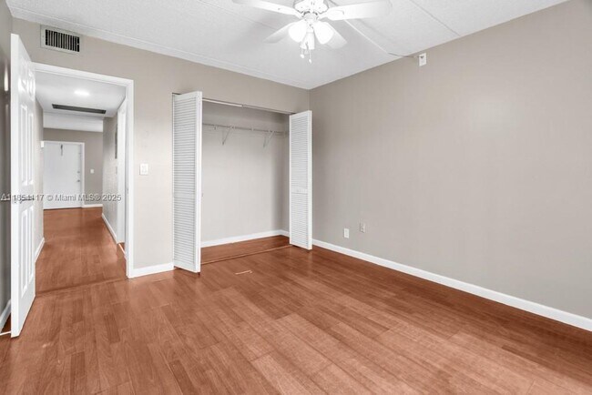 Building Photo - 2200 Springdale Blvd