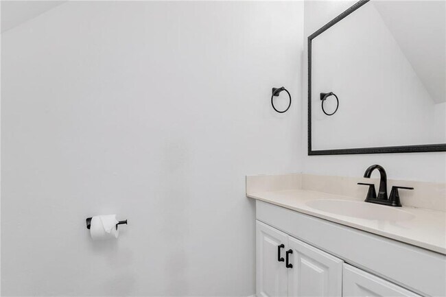 Building Photo - 2916 Jean Lafitte Pkwy