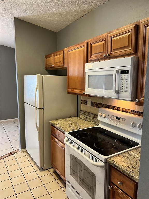 Building Photo - 1212 Piney Branch Cir