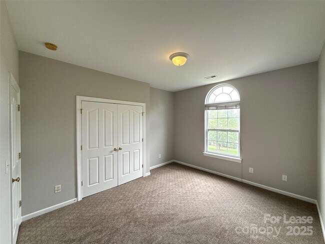Building Photo - 1113 Cooper Ln