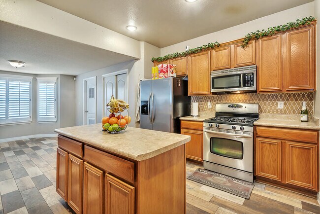 Building Photo - 12709 Tierra Lily Ct