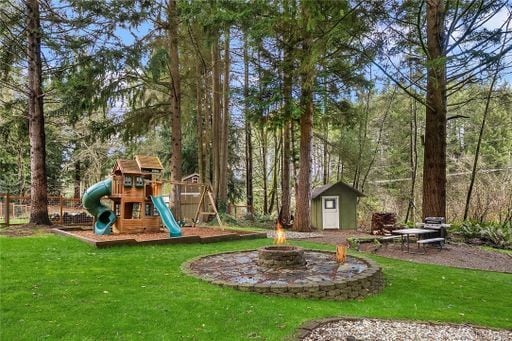 Building Photo - Charming Lynnwood/Bothell area Home For Rent with large 1/2 acre lot Available June!