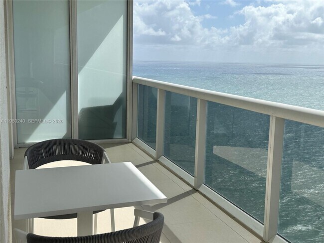 Building Photo - 1830 S Ocean Dr