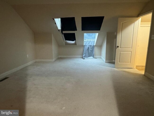 Building Photo - 11888 Country Squire Way