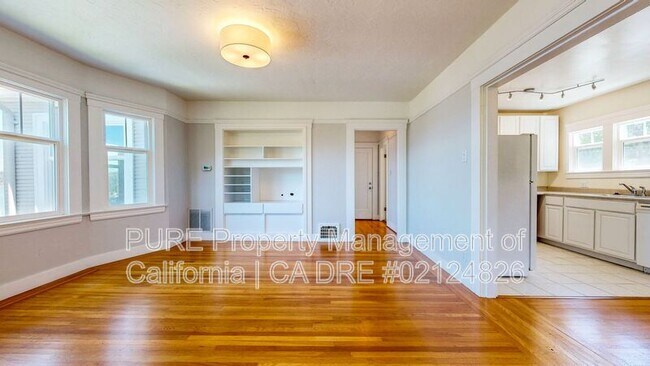 Building Photo - 195 San Carlos Ave
