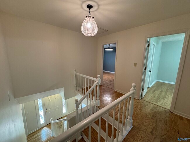 Building Photo - 295 Becky Dr