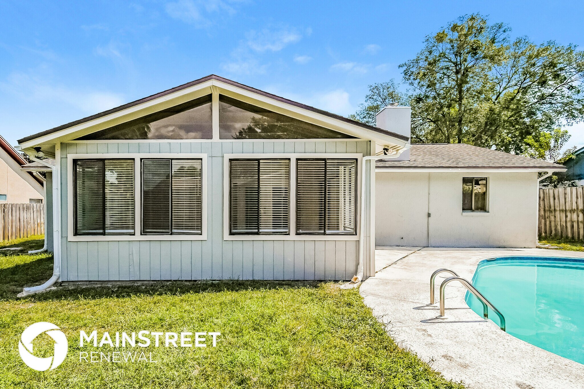 Building Photo - 576 Charles Carroll St