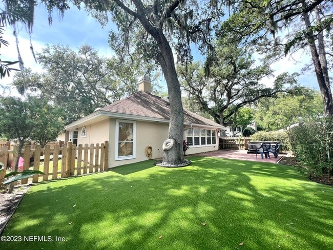 Building Photo - 184 Summerfield Dr