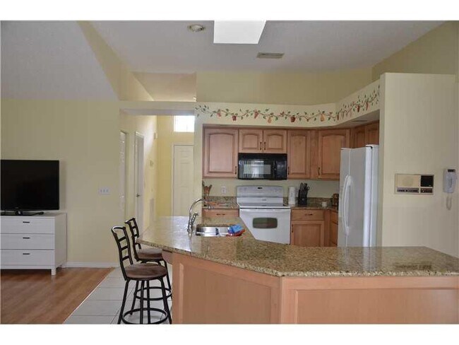 Building Photo - 155 Midvale Terrace