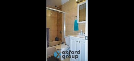 Building Photo - 2 bedroom in Brooklyn NY 11220