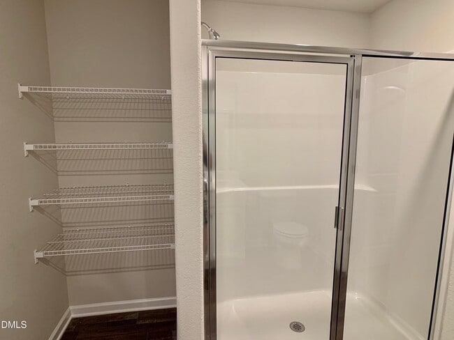 Building Photo - 213 Brisk Dr