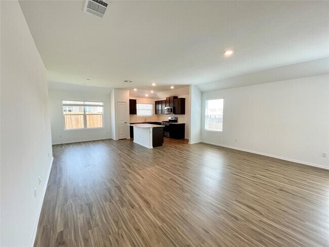 Building Photo - 3208 Kenner Dr