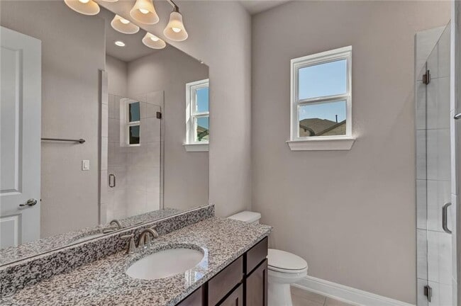 Building Photo - 3901 Tavarez St