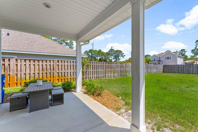 Building Photo - 25 Krewe Cir