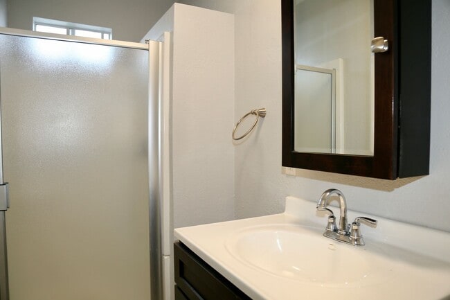 Building Photo - SO close to the beach and PCH - 3 Bedrooms and 3 Ensuite Bathrooms - Upgraded Upper Home With Lam...