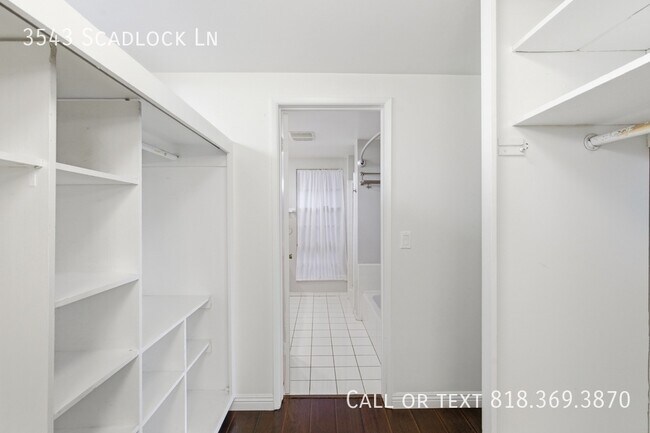 Building Photo - 3543 Scadlock Ln