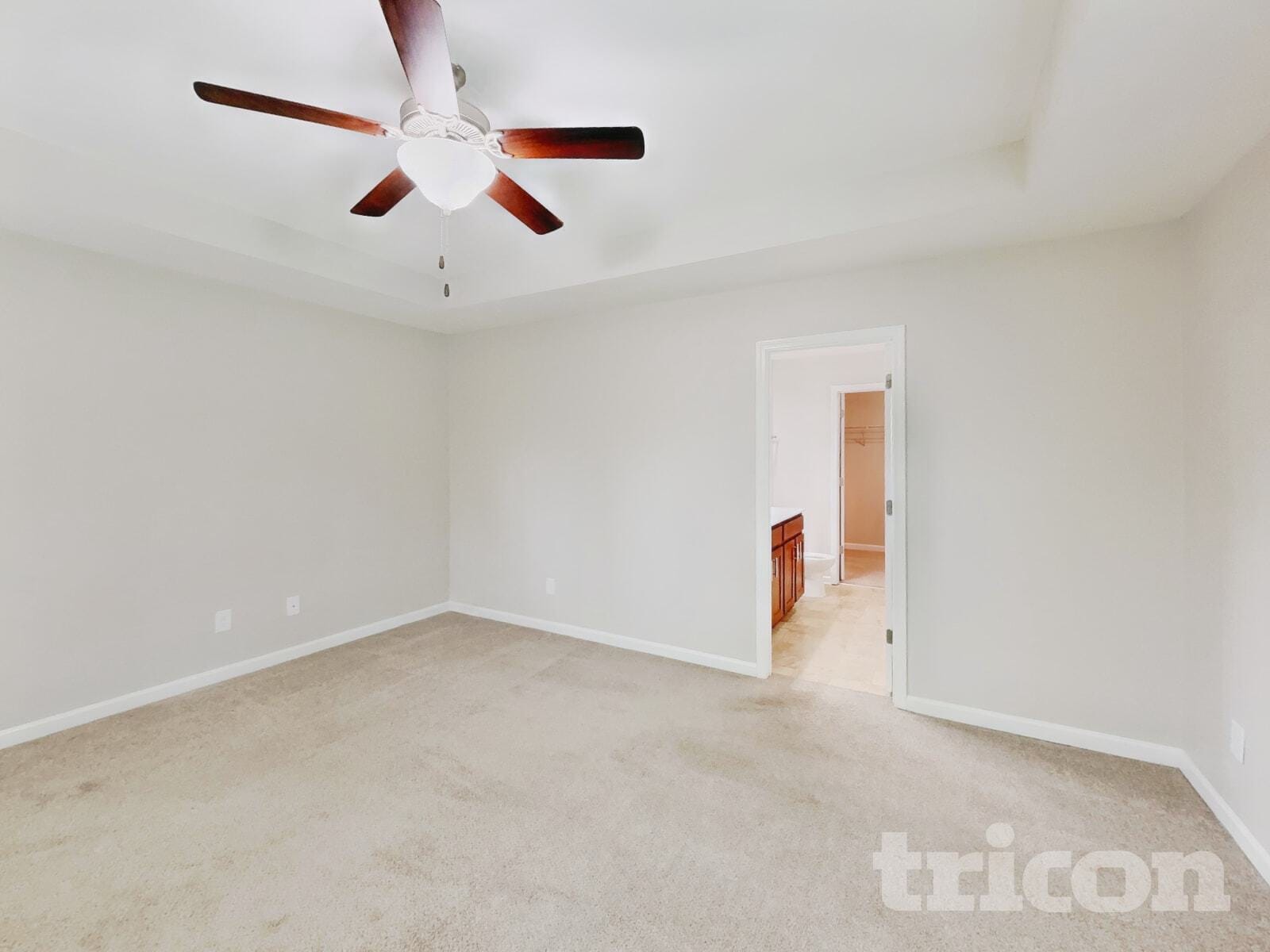 Building Photo - 877 Juno Dr