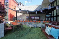 Building Photo - Shift