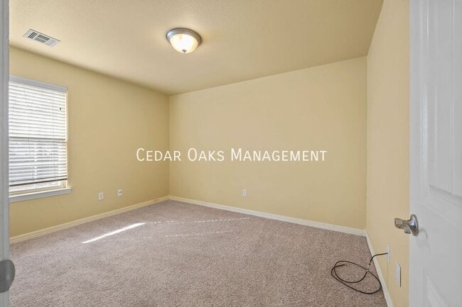 Building Photo - 1110 S C Ct