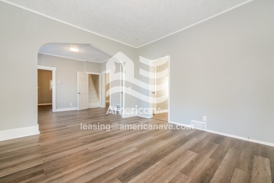 Building Photo - 2518 Jaynes St
