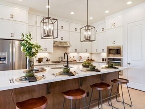 Building Photo - 175 Call Dr