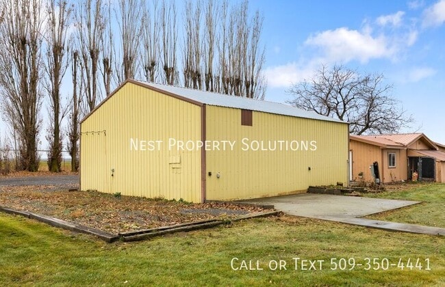 Building Photo - 16388 Rd I NE