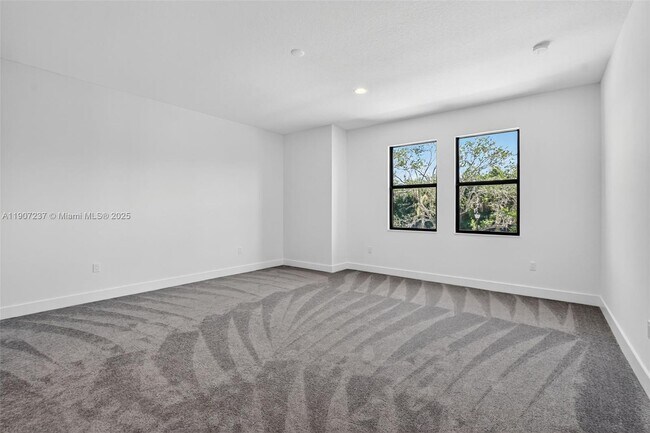 Building Photo - 8215 Crystal Downs Ave